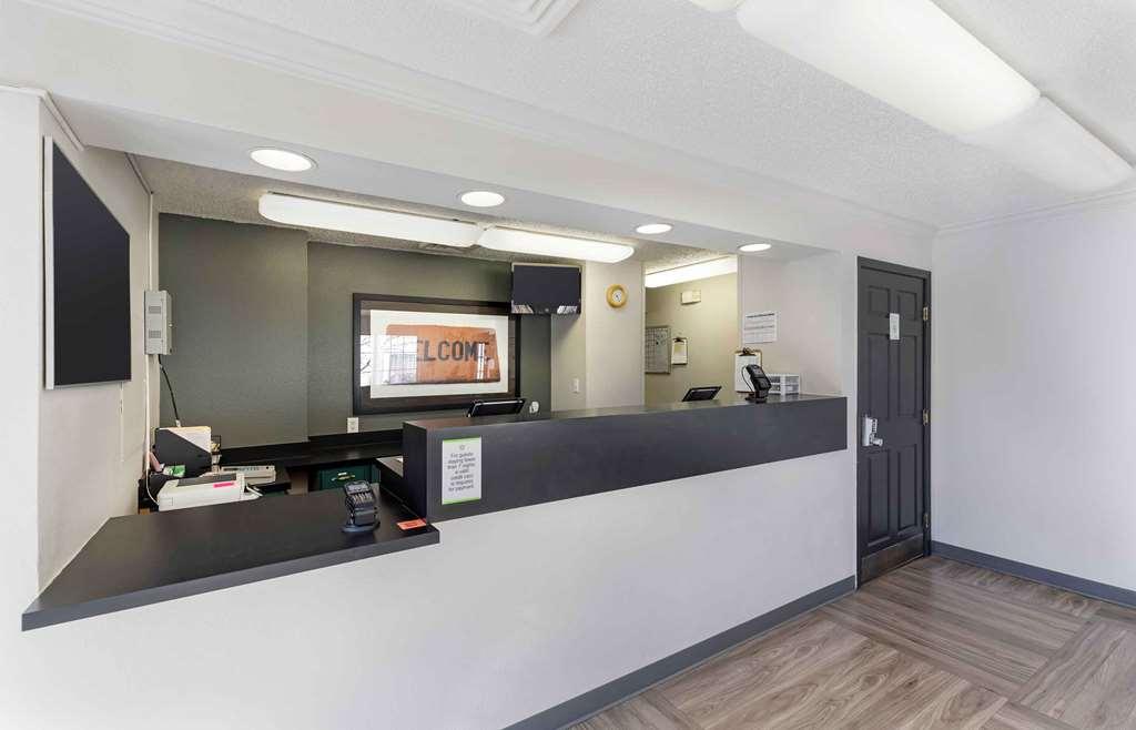 Extended Stay America Select Suites - Denver - Cherry Creek Interior photo